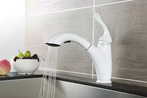 Tuscany® Brooksville™ One-Handle Pull-Out White Kitchen Faucet - Sleek Design & Durable Finish 3 Tuscany® Brooksville™ One-Handle Pull-Out White Kitchen Faucet - Sleek Design & Durable Finish - Image 3