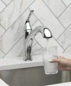 Tuscany® Barstow One-Handle Pull-Out Chrome Kitchen Faucet - Modern Design, Durable Finish 9 Tuscany® Barstow One-Handle Pull-Out Chrome Kitchen Faucet - Modern Design, Durable Finish -Tuscany Shop 903 10515CH Lifestyle Filling Glass